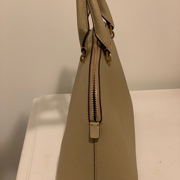 BRAND NEW Michael Kors purse - Picture 3 of 7
